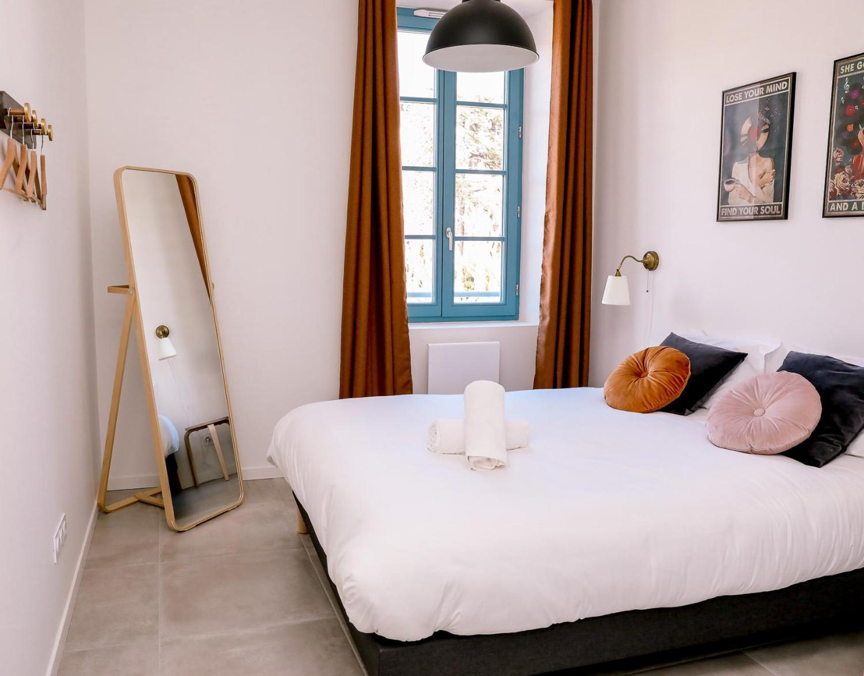 Le Jules Appart'Hotel Romans-sur-Isère Esterno foto