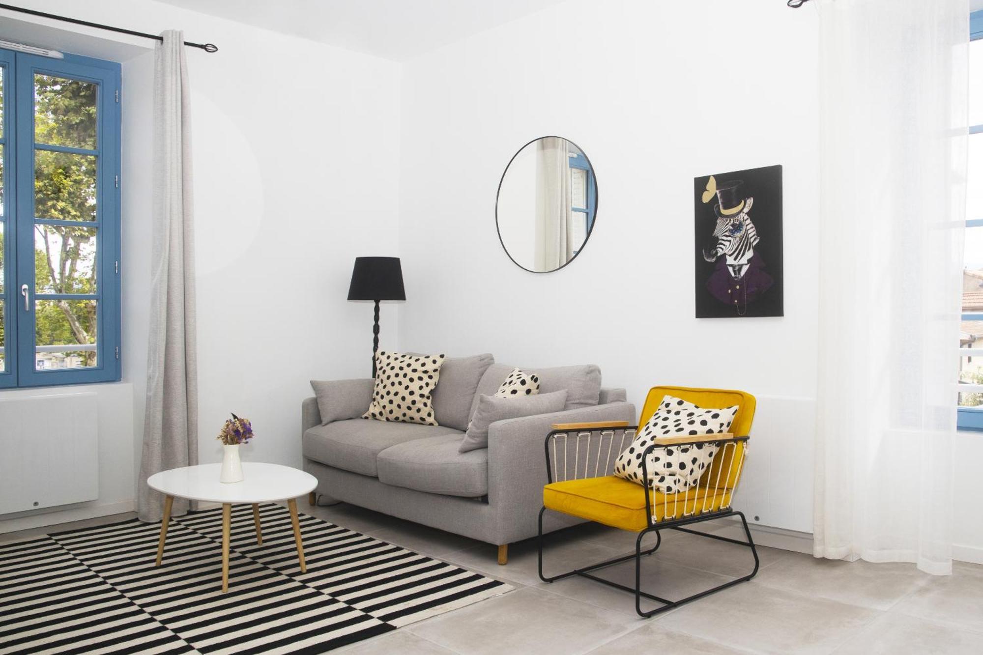Le Jules Appart'Hotel Romans-sur-Isère Esterno foto