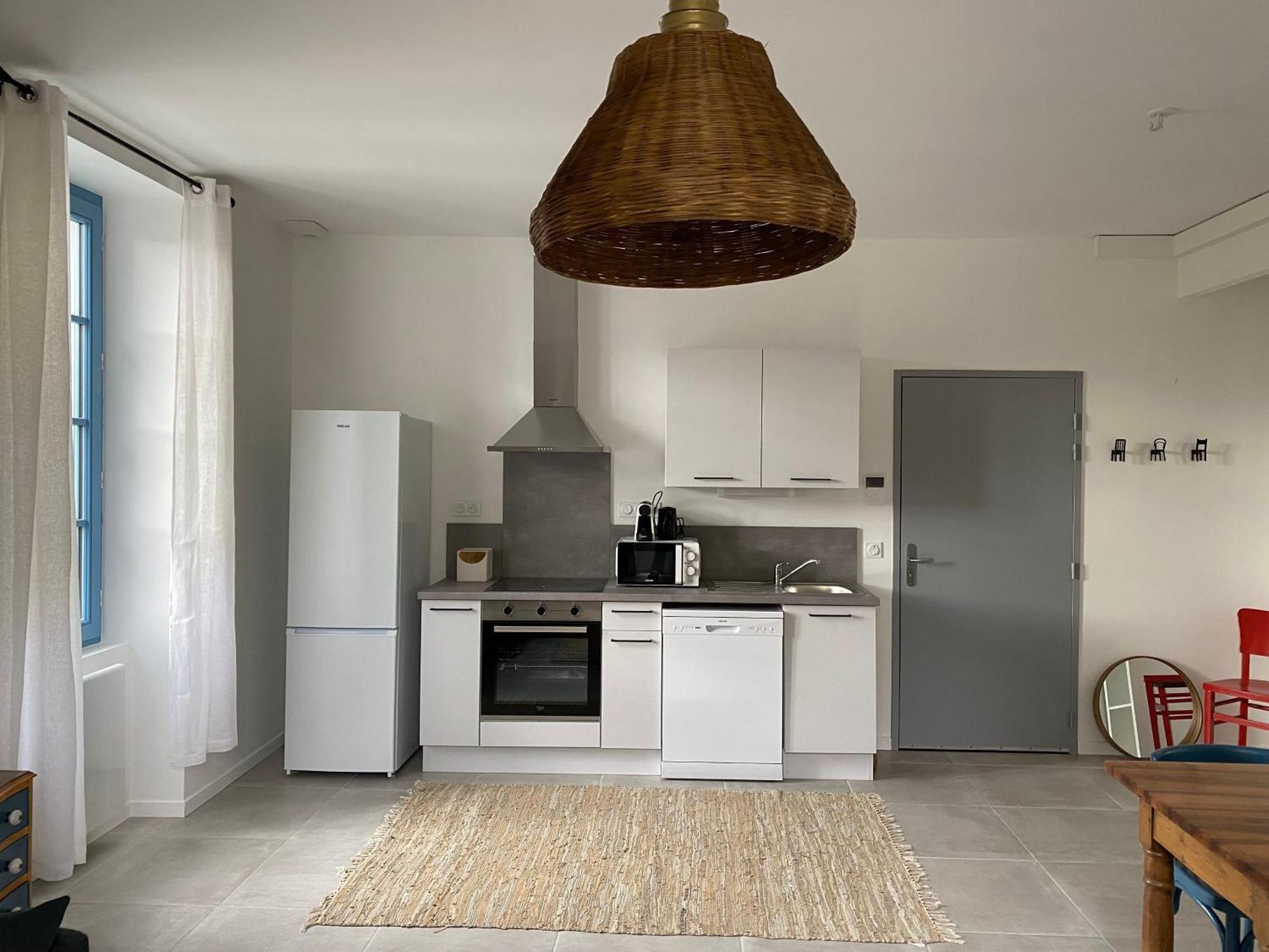 Le Jules Appart'Hotel Romans-sur-Isère Esterno foto