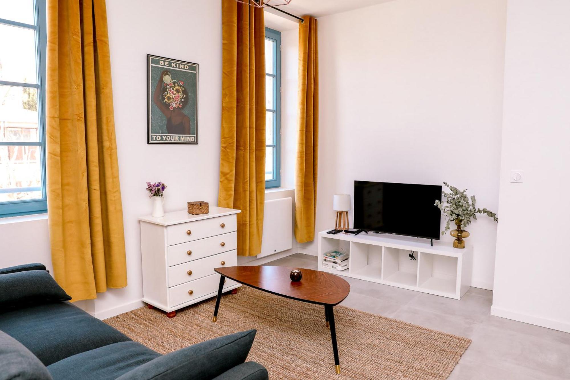 Le Jules Appart'Hotel Romans-sur-Isère Esterno foto