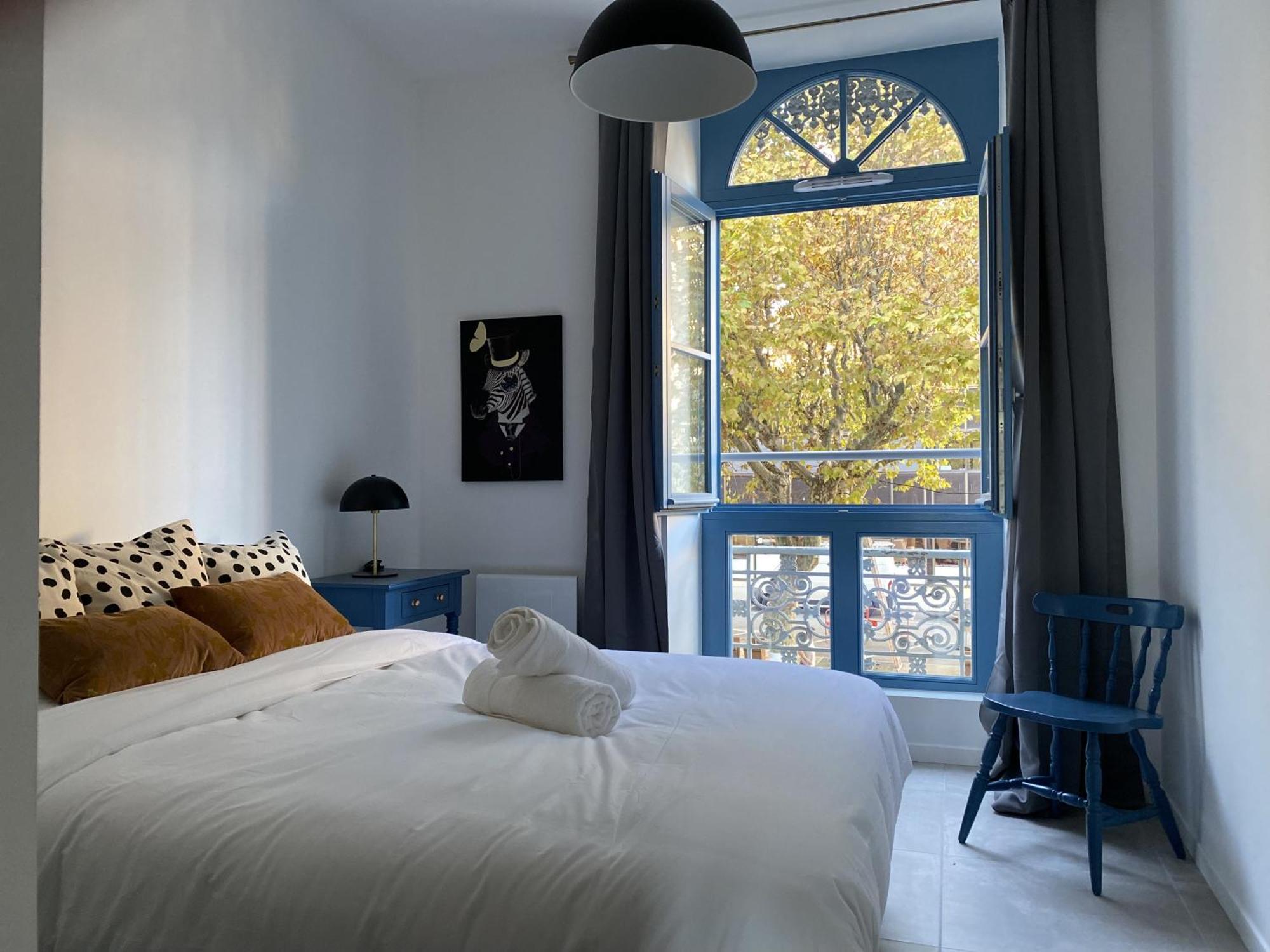 Le Jules Appart'Hotel Romans-sur-Isère Esterno foto